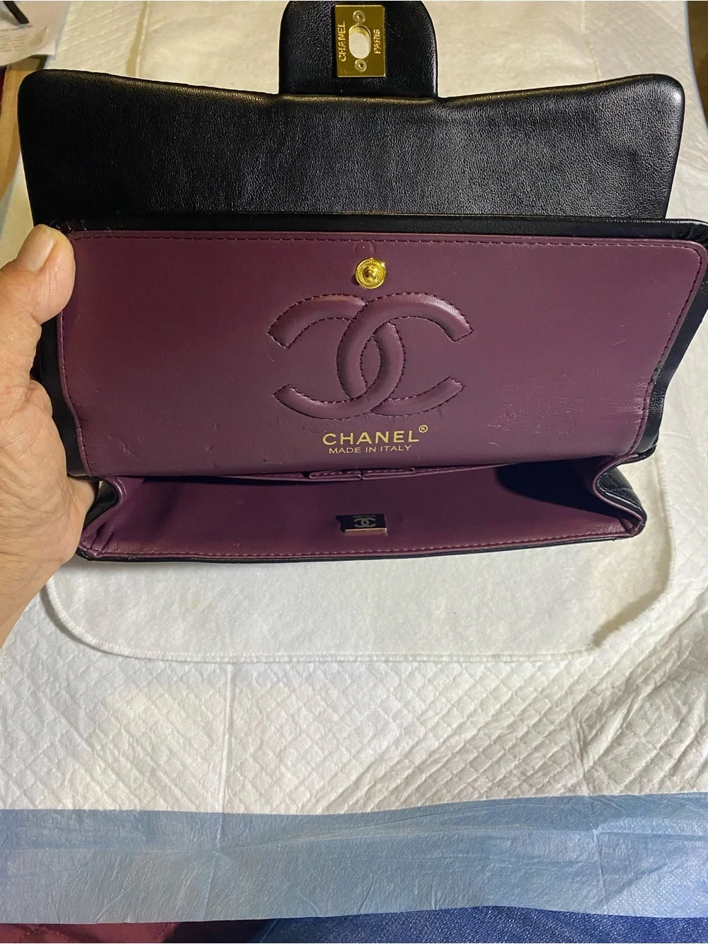 Authentic Vintage CHANEL Medium Classic double flap bag in black quilted leather